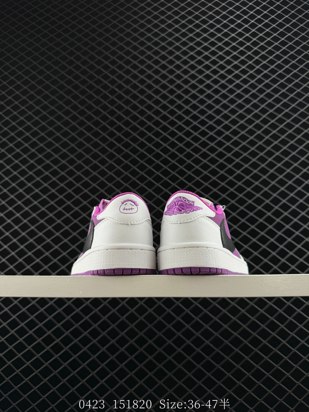 Travis Scott x Air Jordan 1 ” Reverse Mocha “